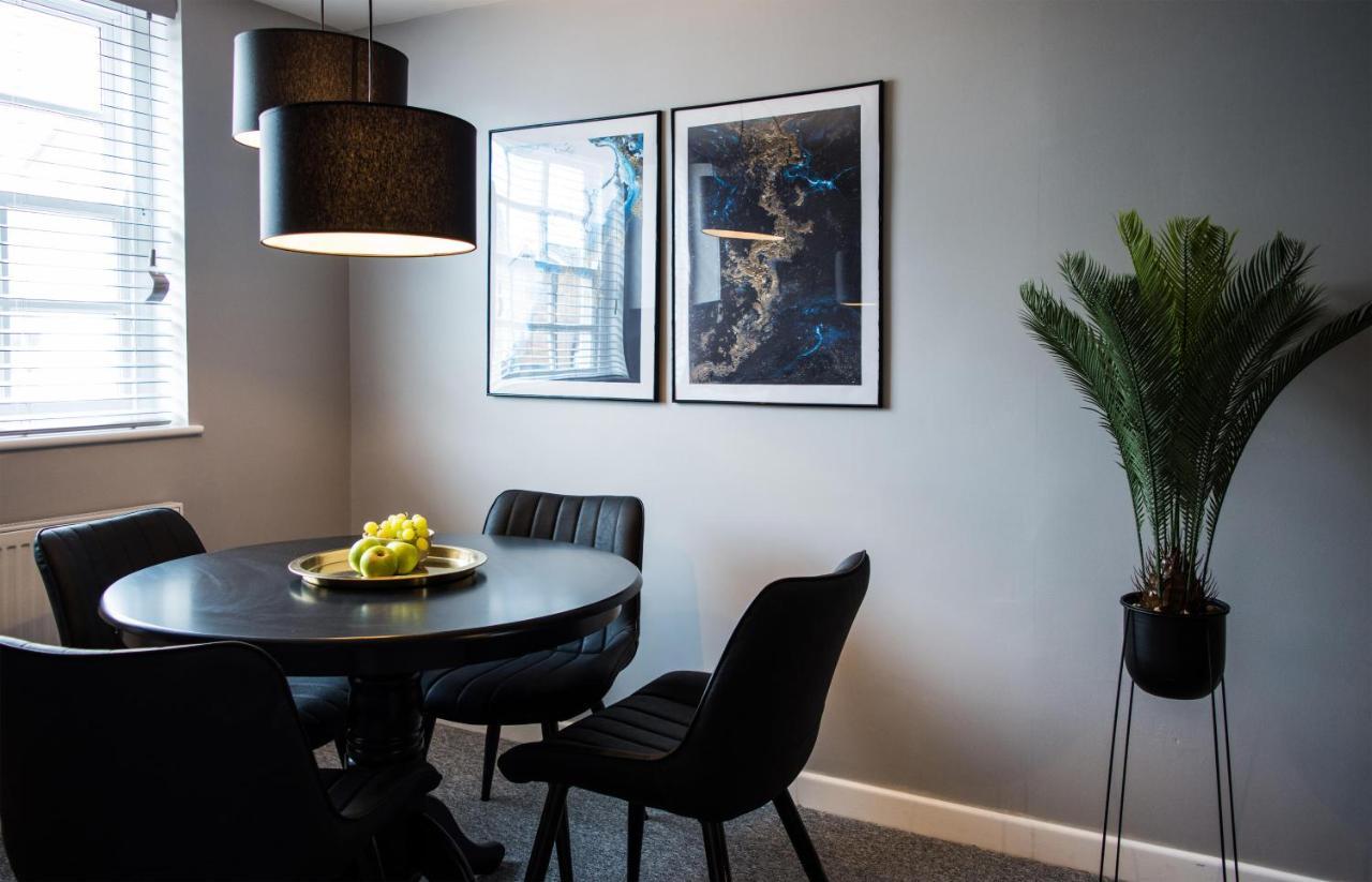 Golden Key Apartments Lillington  외부 사진